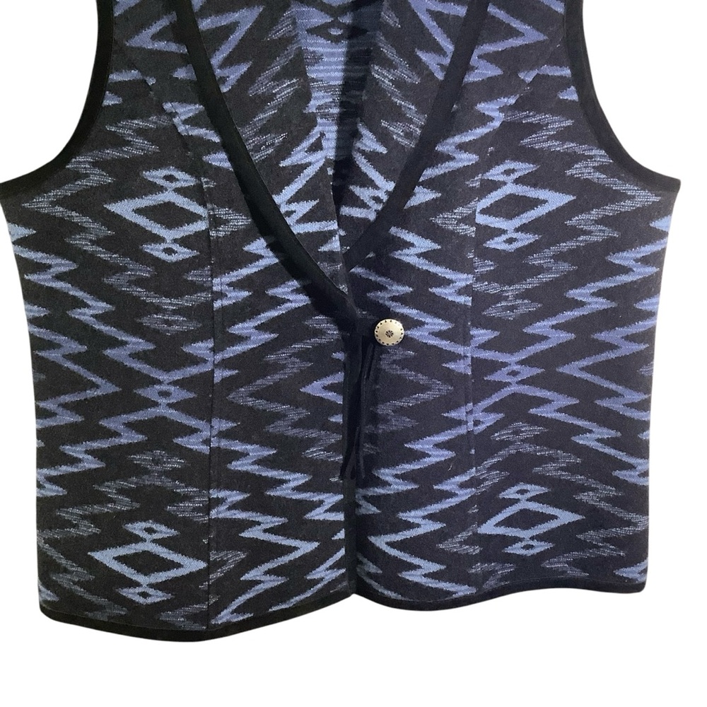 Pendleton 100% Virgin Wool Pattern Leather Trim V… - image 3